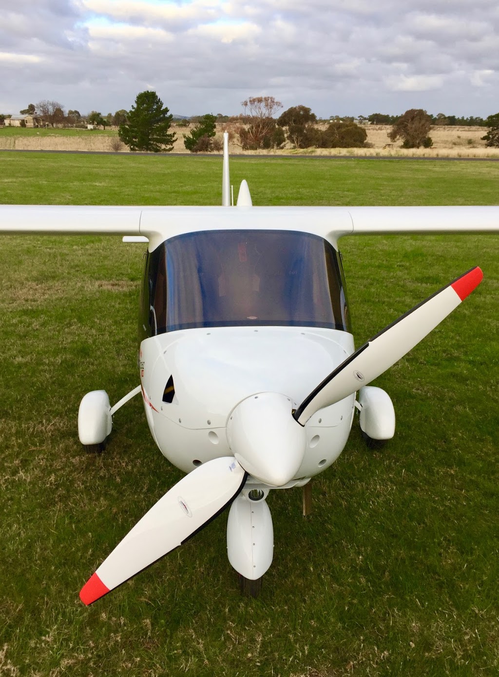 AirSports Flying School | 280 Websters Rd, Clarkefield VIC 3430, Australia | Phone: 0422 446 622