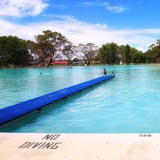 Naracoorte Swimming Lake | park | Moore St, Naracoorte SA 5271, Australia | 0887601100 OR +61 8 8760 1100