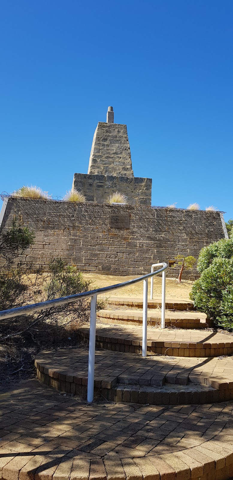 Buckland Hill Obelisk | LOT 436 Boundary Rd, Mosman Park WA 6012, Australia