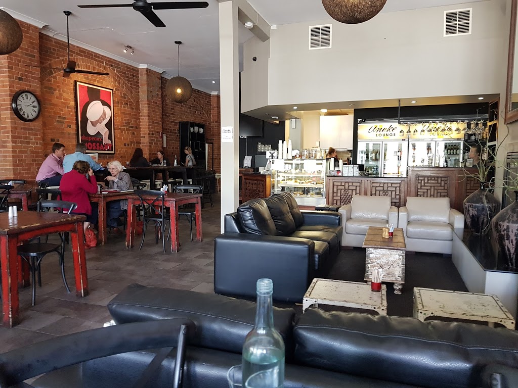 Uneke Lounge | restaurant | 140 Fitzmaurice St, Wagga Wagga NSW 2650, Australia | 0269258143 OR +61 2 6925 8143