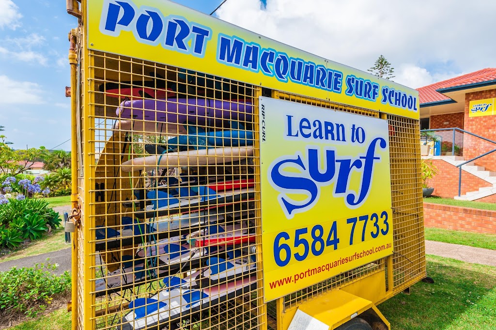 Port Macquarie Surf School | tourist attraction | 46 Pacific Dr, Port Macquarie NSW 2444, Australia | 0432857719 OR +61 432 857 719