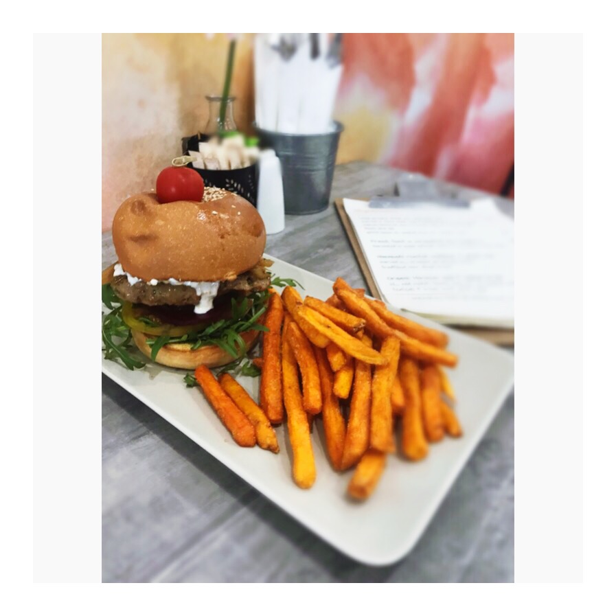 Mexis Takeaway | 3/83 David Rd, Castle Hill NSW 2154, Australia | Phone: (02) 9899 8144