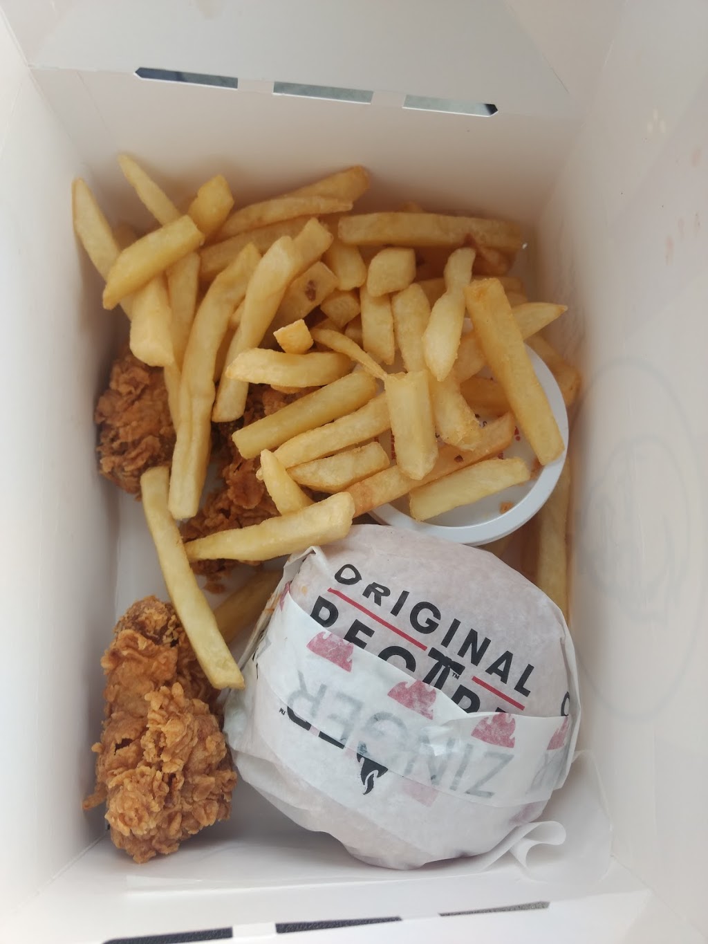 KFC Emerton (28 Jersey Rd) Opening Hours