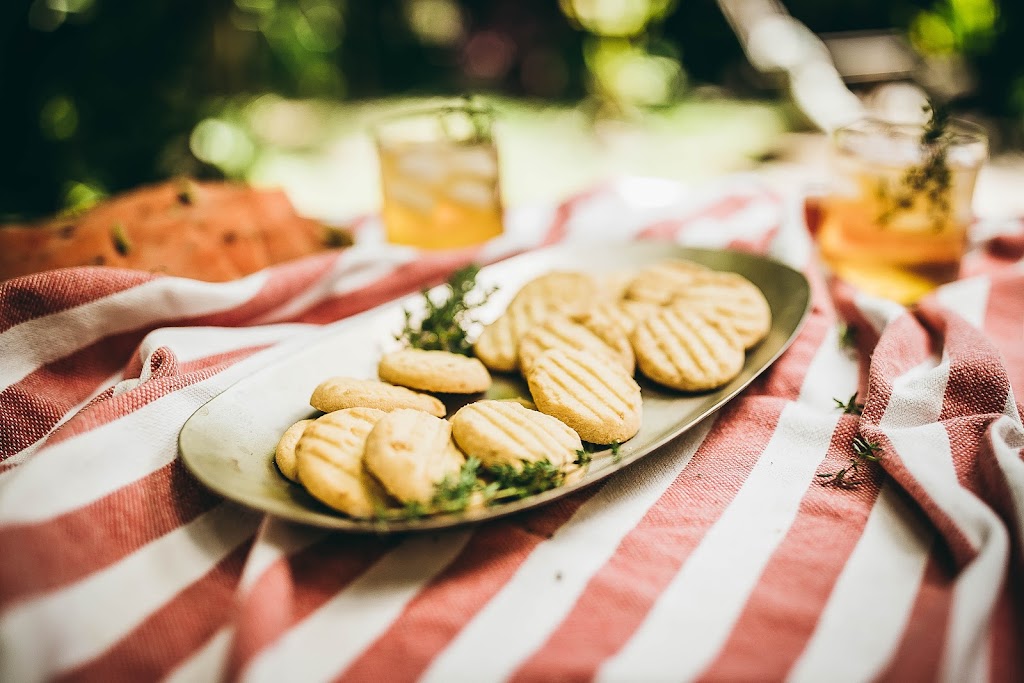 Emu Bottom Biscuits | bakery | Homestead Way, Sunbury VIC 3429, Australia | 0400221006 OR +61 400 221 006