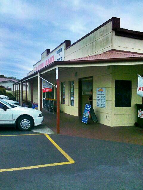 Robe Foodland | supermarket | 7 Main Rd, Robe SA 5276, Australia | 0887682263 OR +61 8 8768 2263