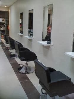 Silver Tips | hair care | Sunbury Sqaure, 10/2-28 Evans St, Sunbury VIC 3429, Australia | 0387468460 OR +61 3 8746 8460