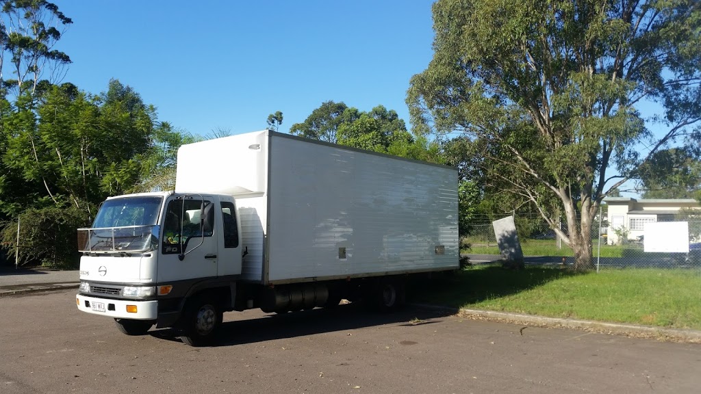 Coast, City and Country Removals | 15/12 Clare-Mace Cres, Tumbi Umbi NSW 2261, Australia | Phone: (02) 4388 9922