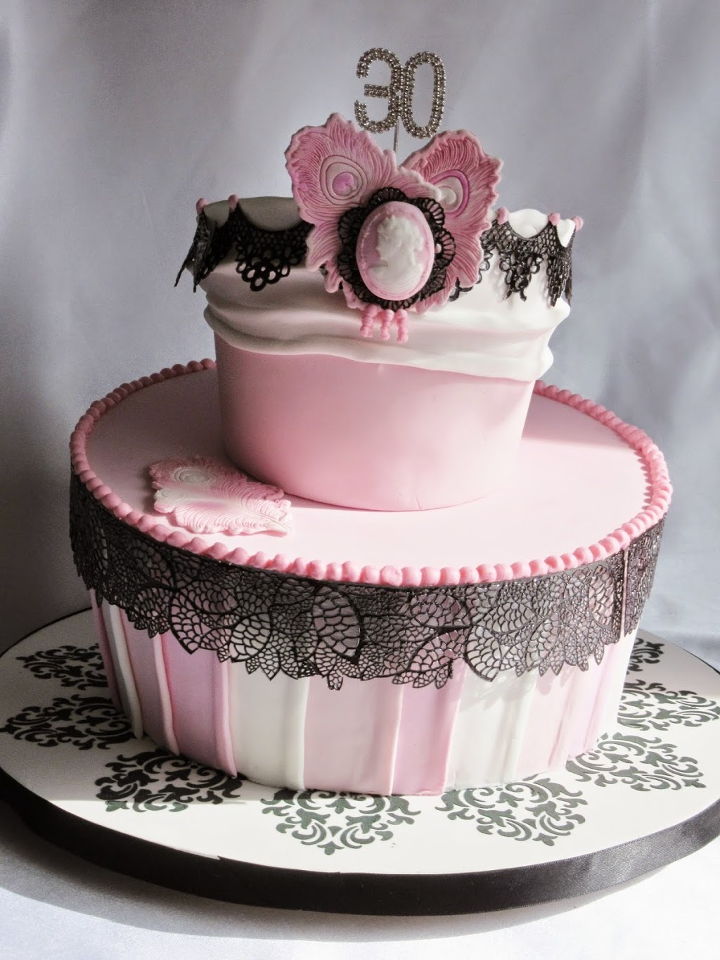 Sugarart Cakes | 23 Campbell St, Taree NSW 2430, Australia | Phone: 0450 973 216