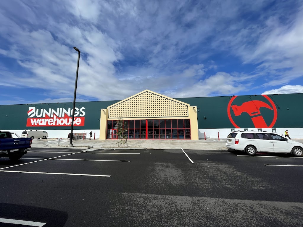 Bunnings Leppington | Cnr of Bringelly Road, and, Skyline Cres, Leppington NSW 2179, Australia | Phone: (02) 9756 8200