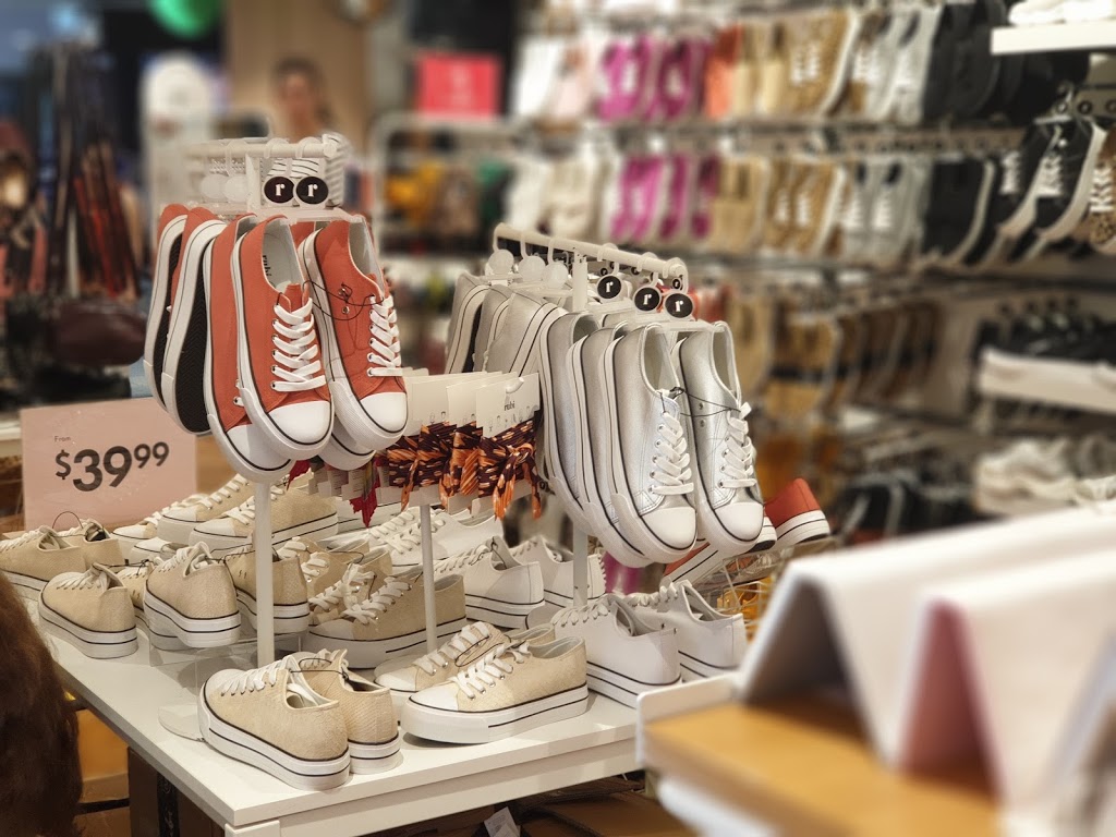 Rubi Shoes | Harbourside Shopping Centre / 2-10 Darling Drive, Darling Harbour, Sydney, NSW 2000, Australia, Sydney NSW 2000, Australia | Phone: (02) 9211 4800