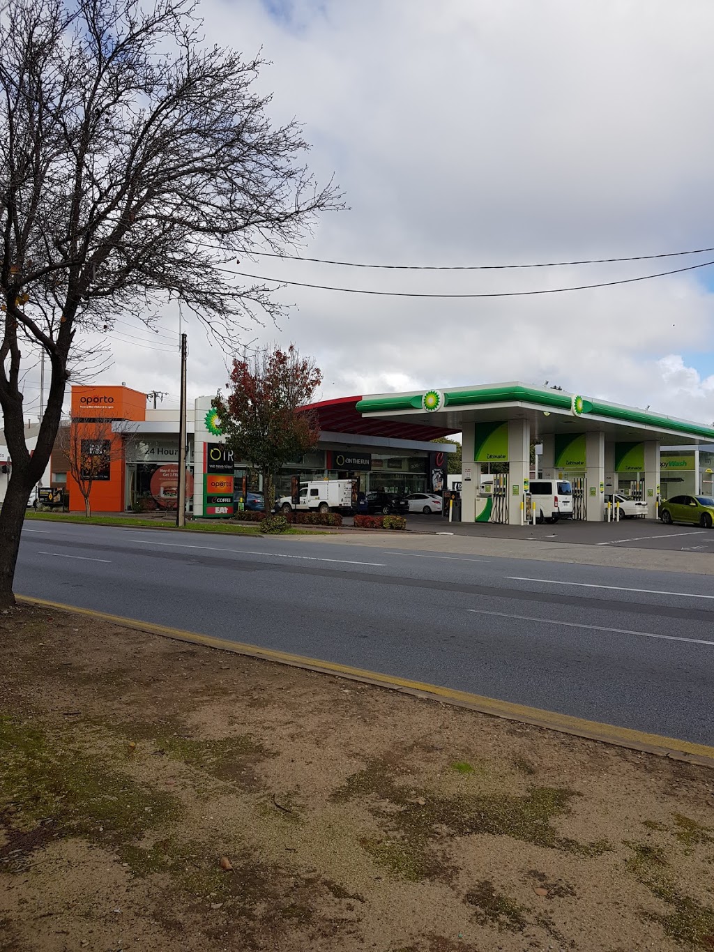 bp | gas station | 77 Torrens Rd, Brompton SA 5007, Australia | 0883400000 OR +61 8 8340 0000