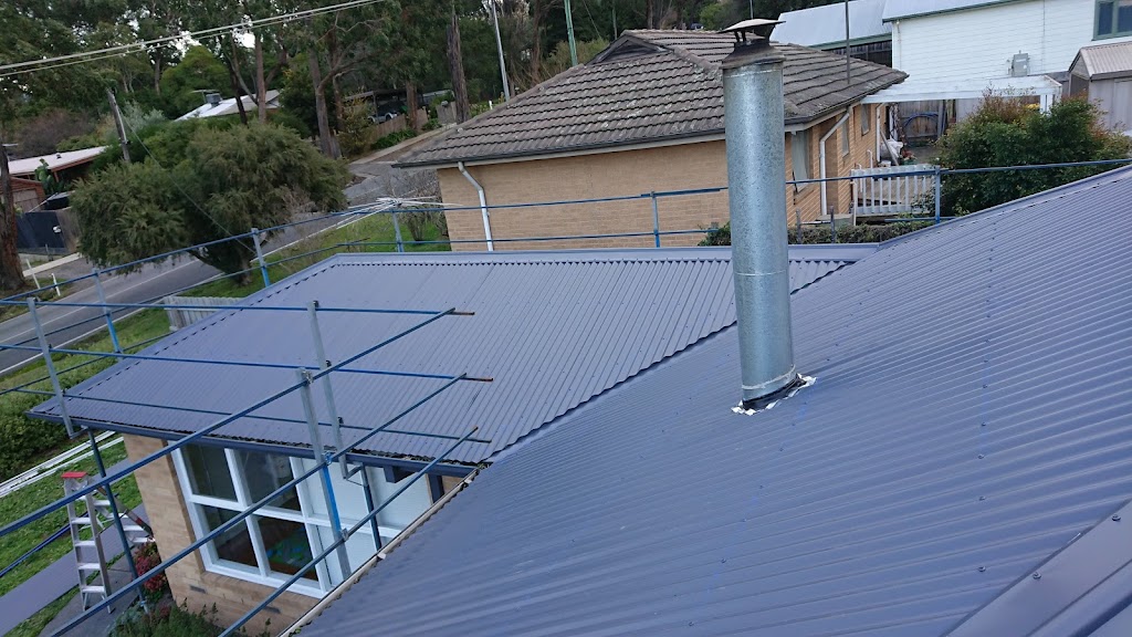 Collis & Co Plumbing | roofing contractor | 2 Trainers Wy, Clyde North VIC 3978, Australia | 0400544801 OR +61 400 544 801