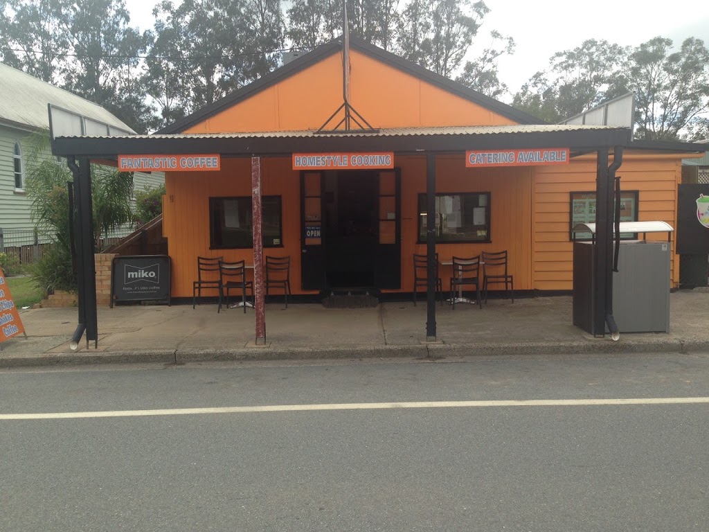 Orange Cafe Pomona | 25A Factory St, Pomona QLD 4568, Australia | Phone: (07) 5485 0326