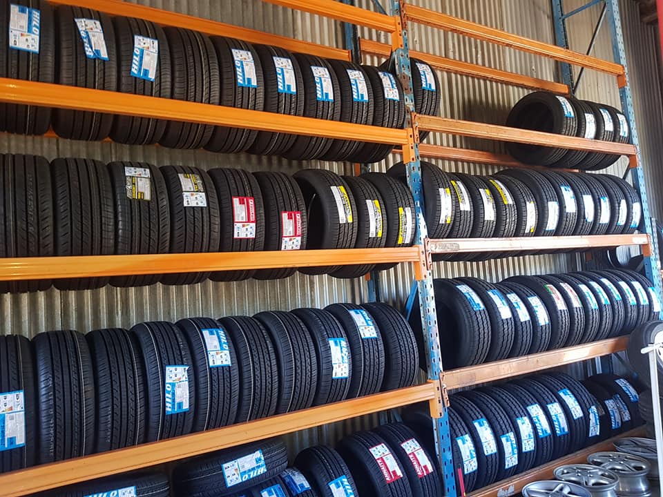 Oxley Wheels & Tyres | 1b/62 Blunder Rd, Oxley QLD 4075, Australia | Phone: (07) 3172 5559