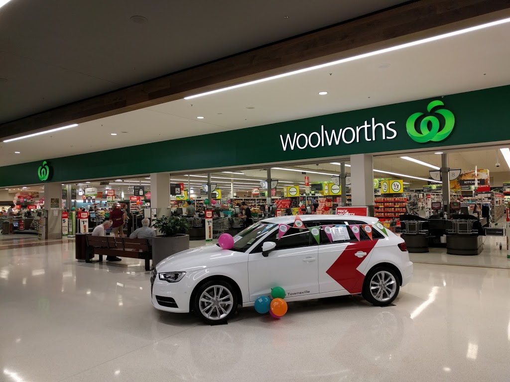 Woolworths Pimlico | supermarket | 35 Kings Rd, Pimlico QLD 4812, Australia | 0747553822 OR +61 7 4755 3822