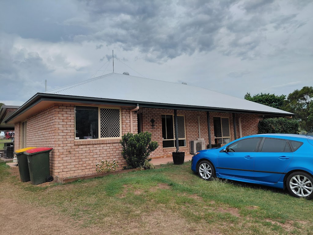 Roof Resto Eddy | Lake Clarendon Way, Lake Clarendon QLD 4343, Australia | Phone: 0404 696 995