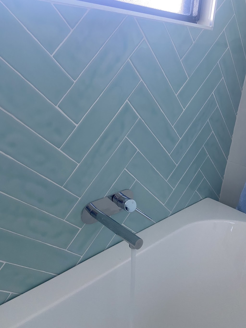 J and S Bathroom Renovations | 67 Grand Parade, Glossodia NSW 2756, Australia | Phone: 0412 698 685