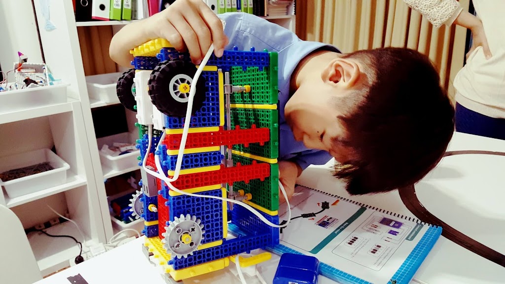 Robotics & Coding Edu Centre - MRT Robotics Pty Ltd | 160 Midson Rd, Epping NSW 2121, Australia | Phone: 0450 760 790