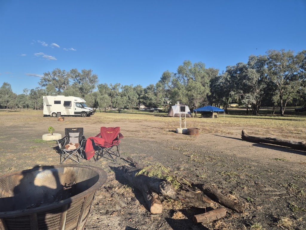 Balonne River Retreat | Carnarvon Hwy, Surat QLD 4417, Australia | Phone: 0419 711 691