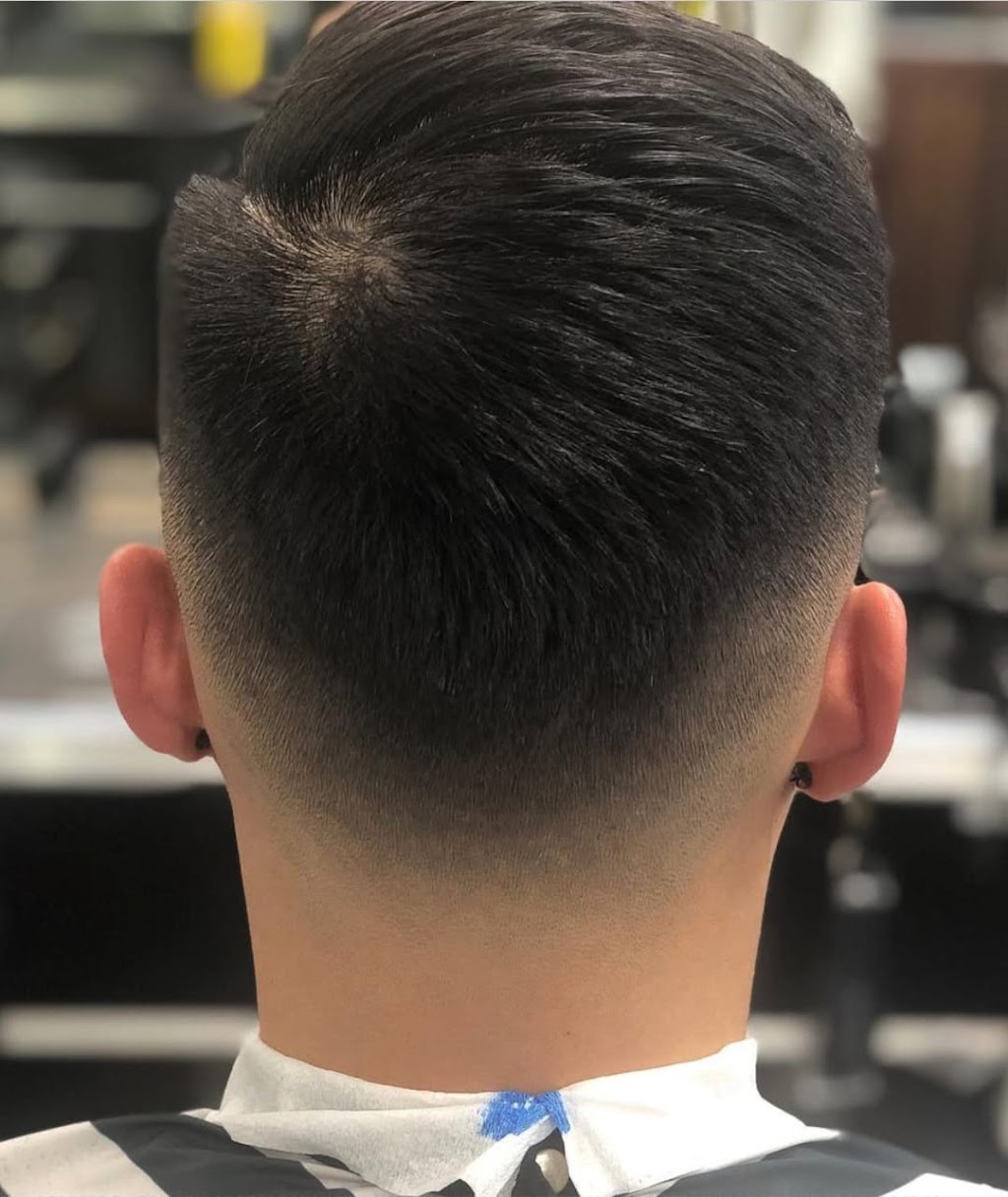 Royal Hair | 8/450 The Esplanade, Warners Bay NSW 2282, Australia | Phone: (02) 4009 1719