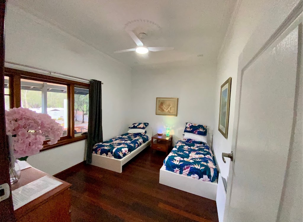 Sandalwood Downs Bed & Breakfast | 286 Bindoon-Dewars Pool Rd, Dewars Pool WA 6567, Australia | Phone: 0417 949 103