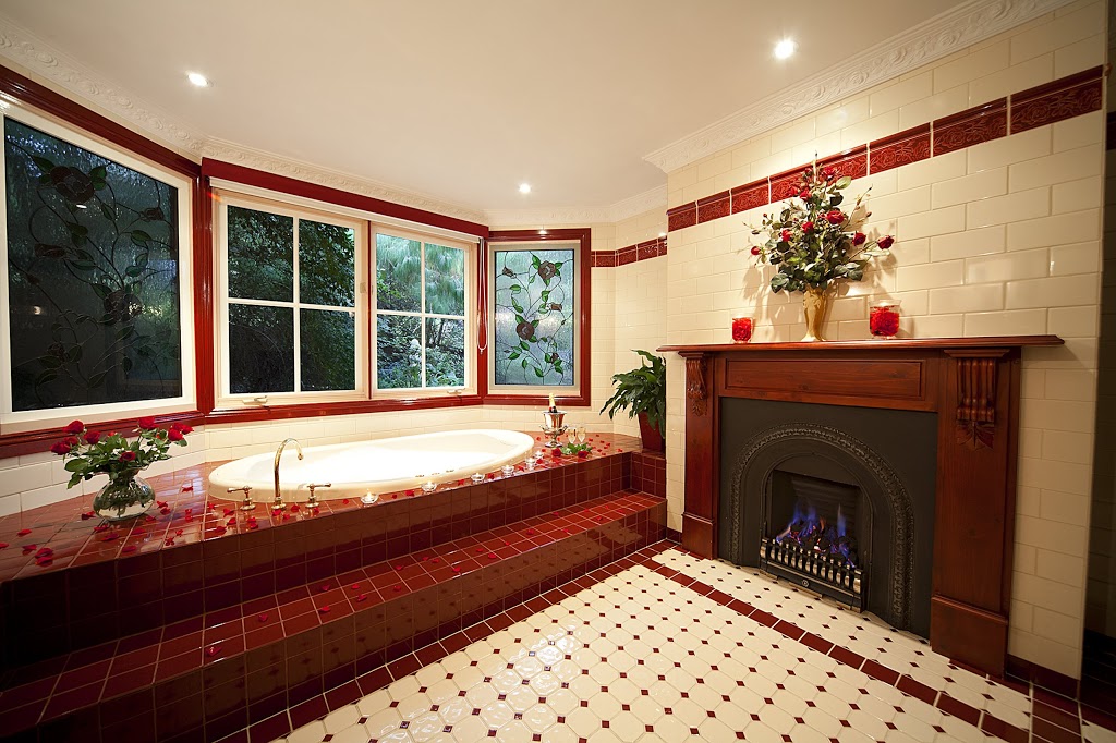 Leura Rose - Blue Mountains Luxury Accommodation | 17 Woodford St, Leura NSW 2780, Australia | Phone: 1300 721 321