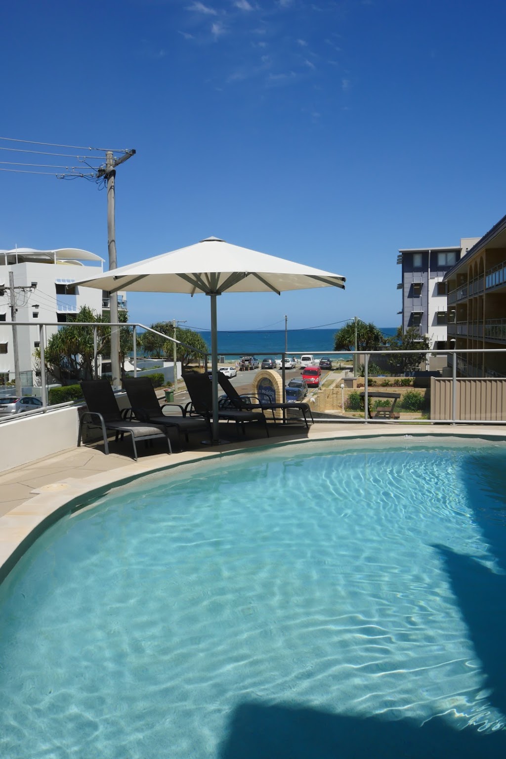 Merrima Court Holidays | lodging | 12 Merrima Ave, Kings Beach QLD 4551, Australia | 0754382053 OR +61 7 5438 2053