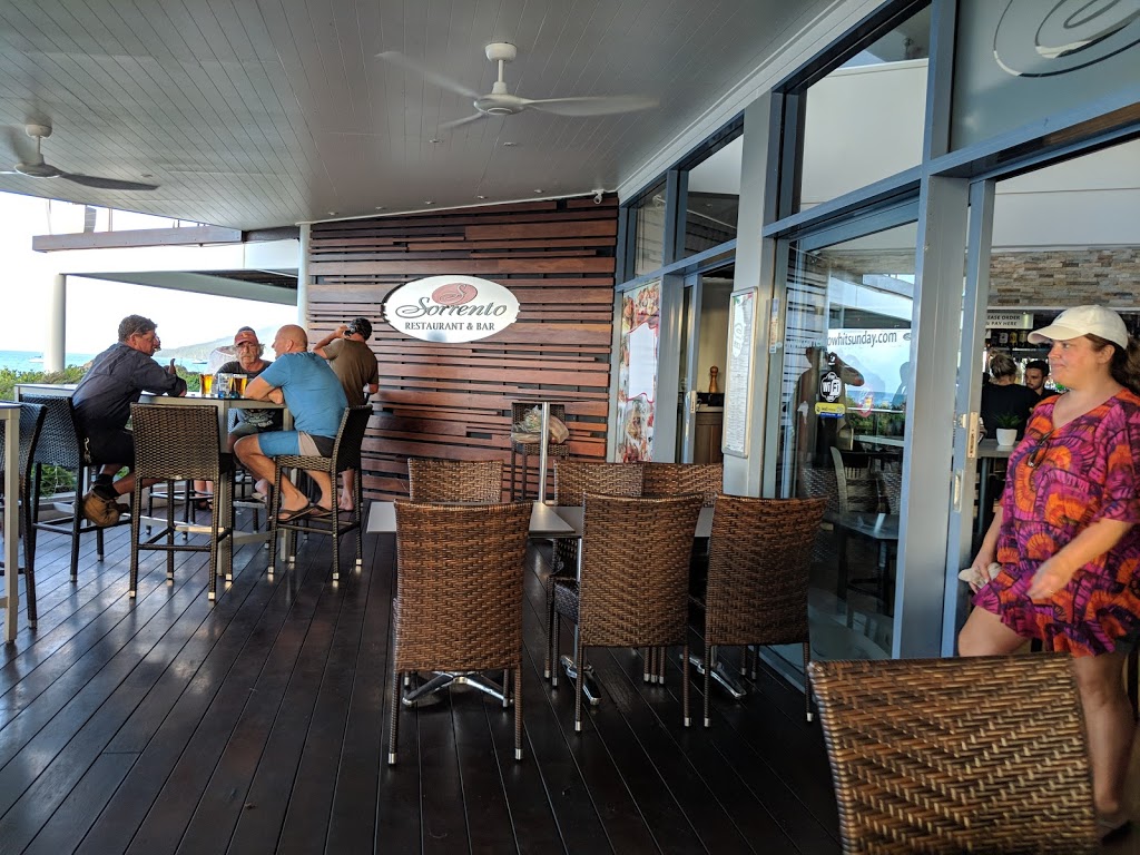 Sorrento Restaurant & Bar | restaurant | 22 Shingley Dr, Airlie Beach QLD 4802, Australia | 0749467454 OR +61 7 4946 7454