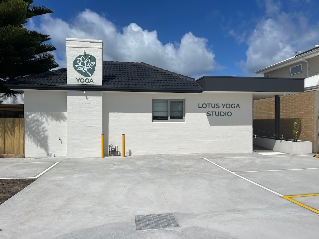 Lotus Yoga Studio | 71 Bellarine Hwy, Point Lonsdale VIC 3225, Australia | Phone: 0432 067 978