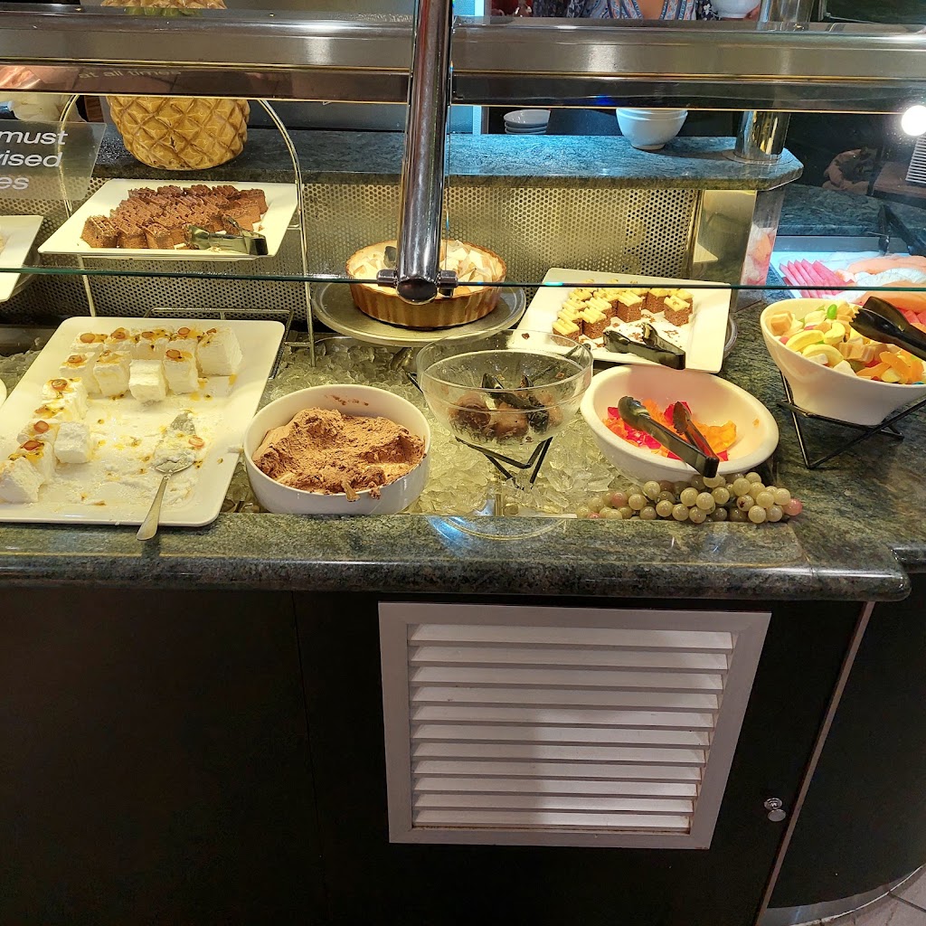 Saltwater Creek Hotel | 40 Siganto Dr, Helensvale QLD 4212, Australia | Phone: (07) 5529 4900