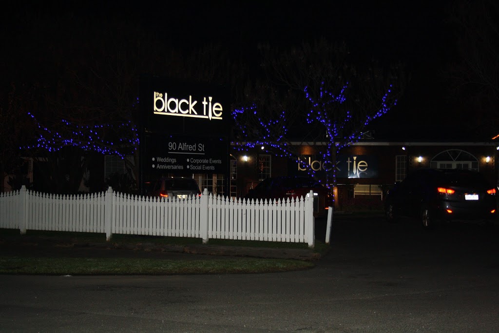 The Black Tie | 90 Alfred St, Warragul VIC 3820, Australia | Phone: (03) 5623 1114