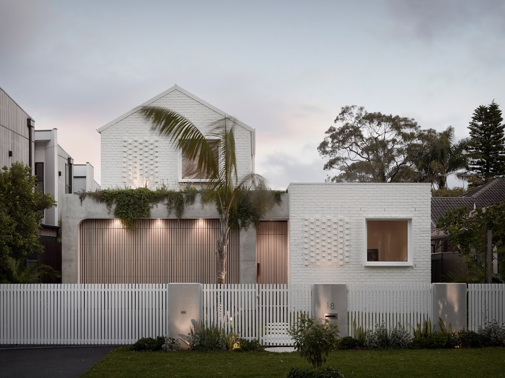 Mason Priest Architects | 8/12-16 Mangrove Ln, Taren Point NSW 2229, Australia | Phone: 0413 007 040