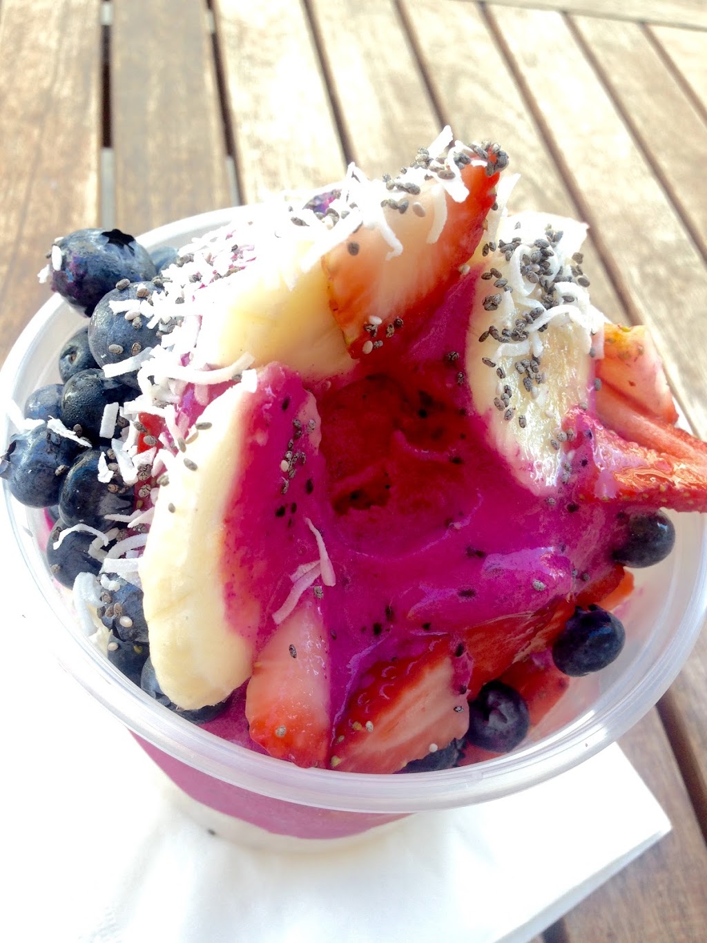 Rainbow Fruit | cafe | 13b/1 Rainbow Beach Rd, Rainbow Beach QLD 4581, Australia | 0754863126 OR +61 7 5486 3126