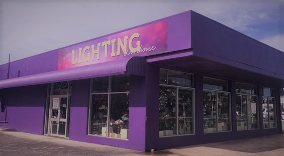 Wollongong Lighting Warehouse | home goods store | 39 Princes Hwy, Unanderra NSW 2526, Australia | 0242714566 OR +61 2 4271 4566
