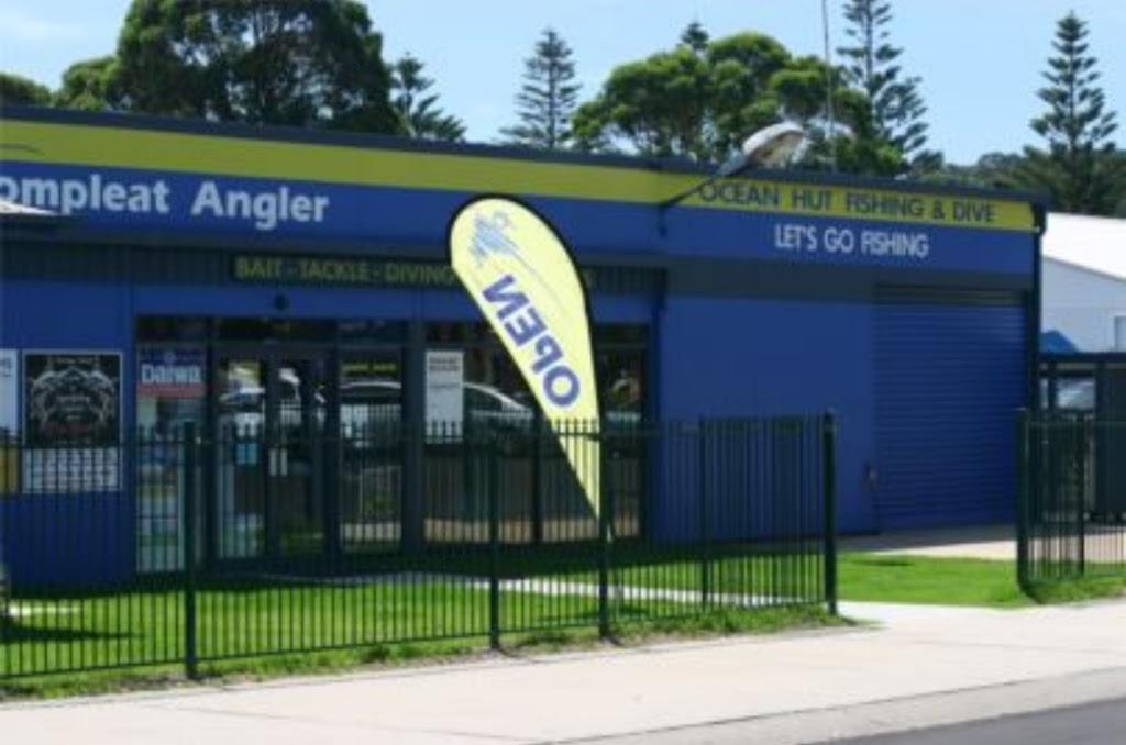 Compleat Angler | store | 23 Graham St, Narooma NSW 2546, Australia | 0244762278 OR +61 2 4476 2278
