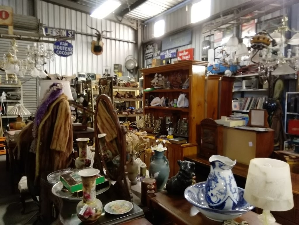 Time Walk Treasures & Consignments | store | 5/7 Crown St, Tamworth NSW 2340, Australia | 0267620688 OR +61 2 6762 0688