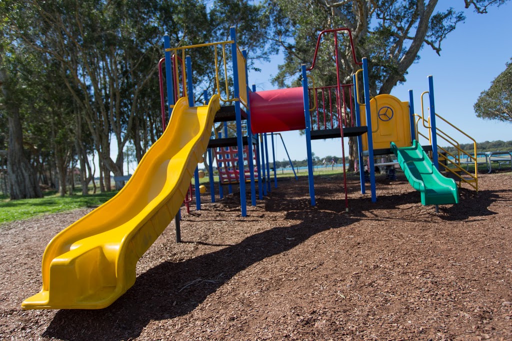 Chapman Oval Playground |  | 33 Channel St, Swansea NSW 2281, Australia | 0249210333 OR +61 2 4921 0333