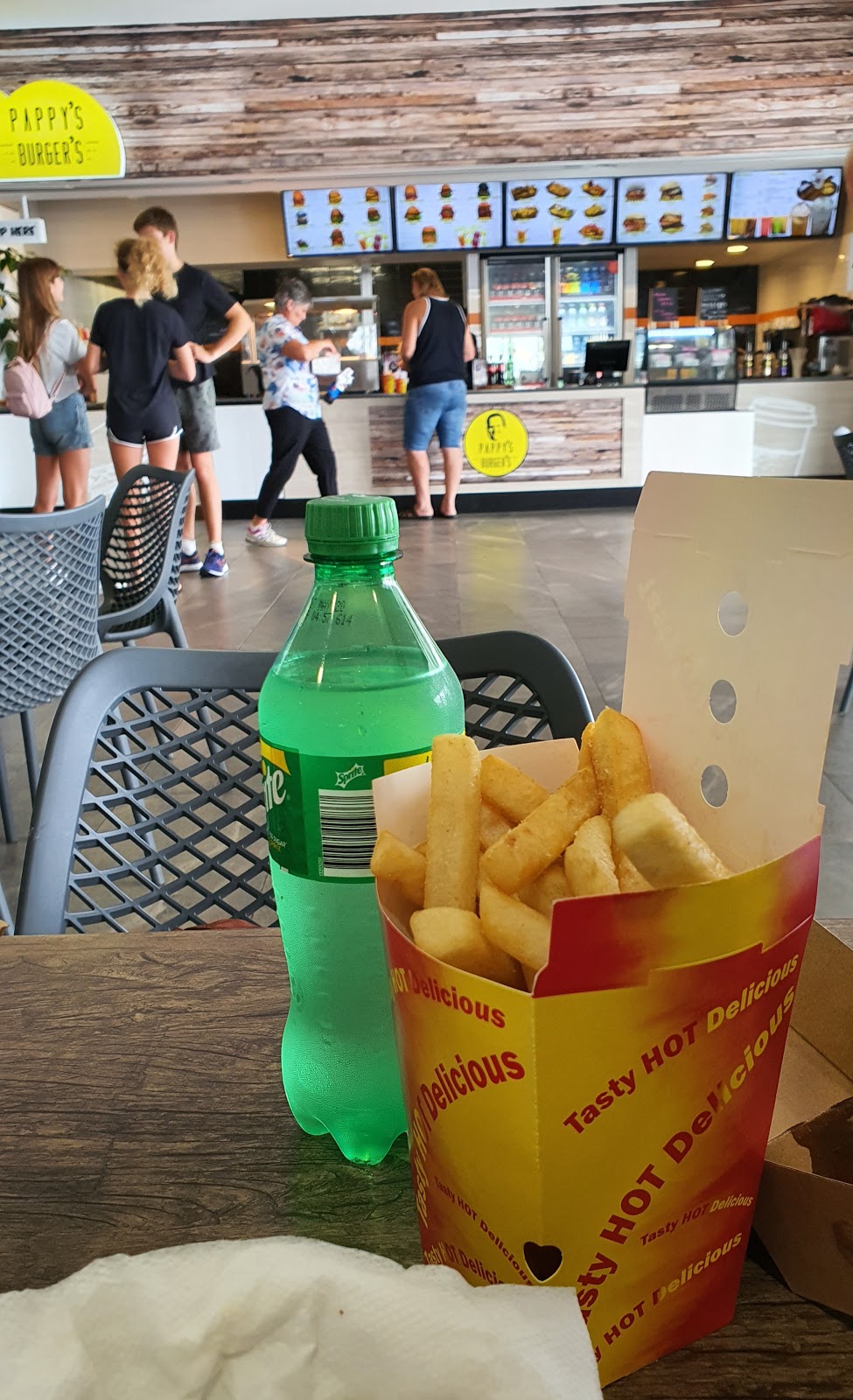 Pappys Burgers South | cafe | 601 Forrest Hwy, West Pinjarra WA 6208, Australia
