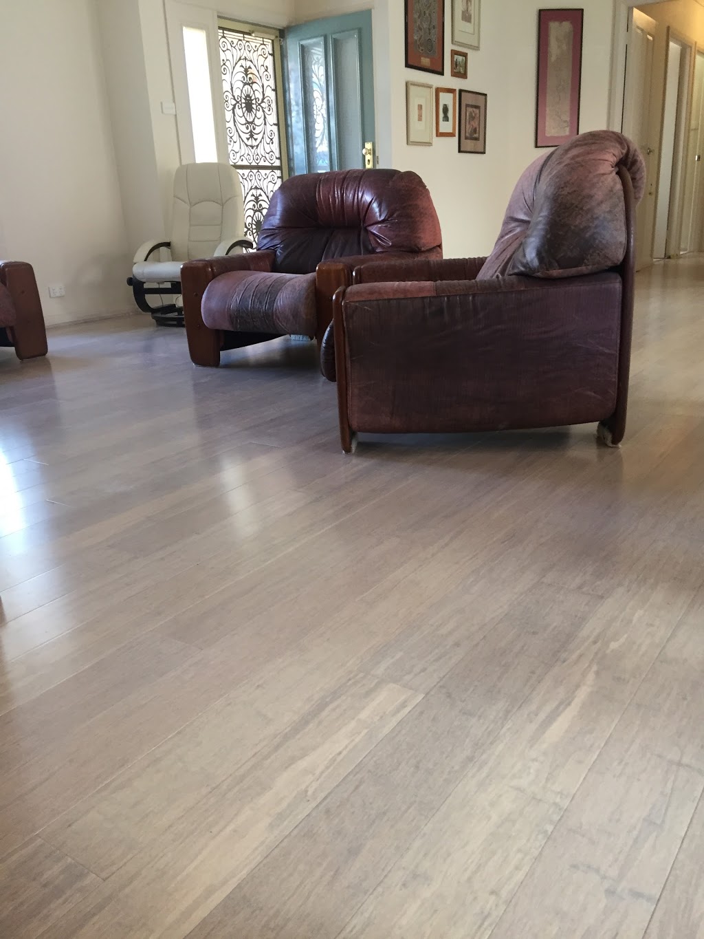 Woodland Flooring | 1 Boswell Cl, Tuggerah NSW 2259, Australia | Phone: 0415 928 779