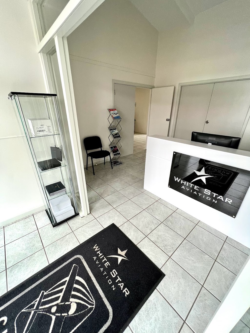 White Star Aviation Armidale | 11 Peter Monley Drive, Armidale NSW 2350, Australia | Phone: 1300 435 997
