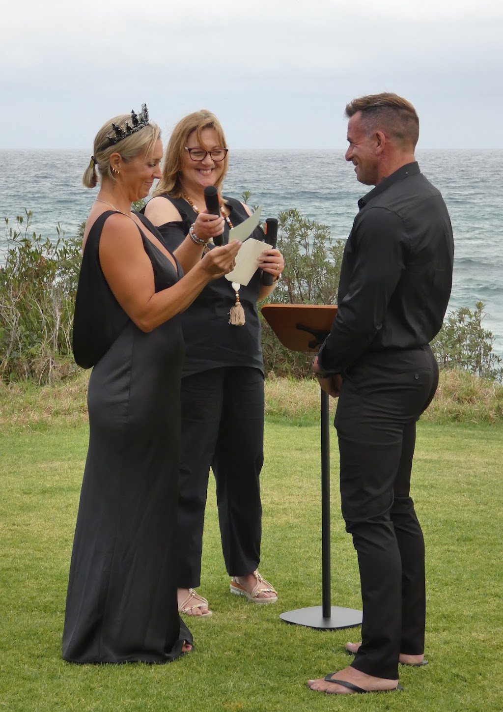 The South Coast Celebrant | 35 Peninsula Dr, North Batemans Bay NSW 2536, Australia | Phone: 0434 595 815