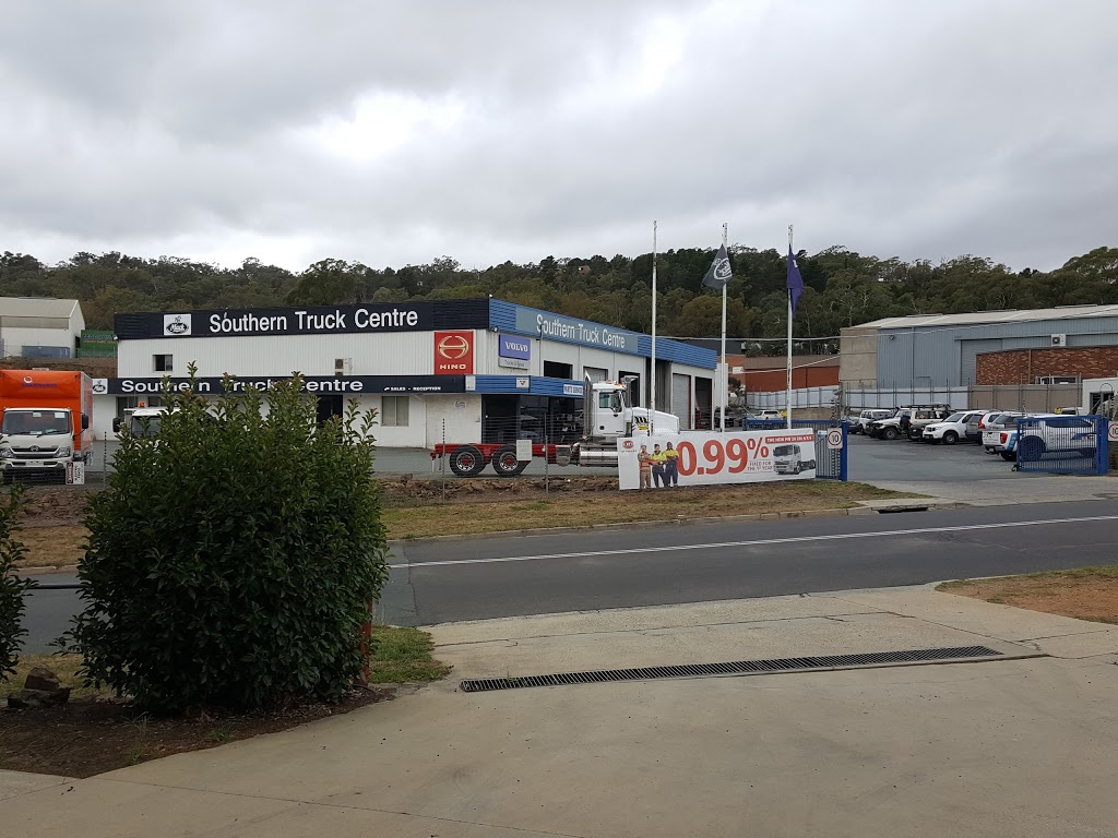 Southern Truck Centre Pty Ltd | car dealer | 12 Wycombe St, Queanbeyan NSW 2620, Australia | 0262996433 OR +61 2 6299 6433