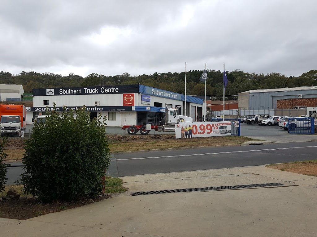 Southern Truck Centre Pty Ltd | 12 Wycombe St, Queanbeyan NSW 2620, Australia | Phone: (02) 6299 6433