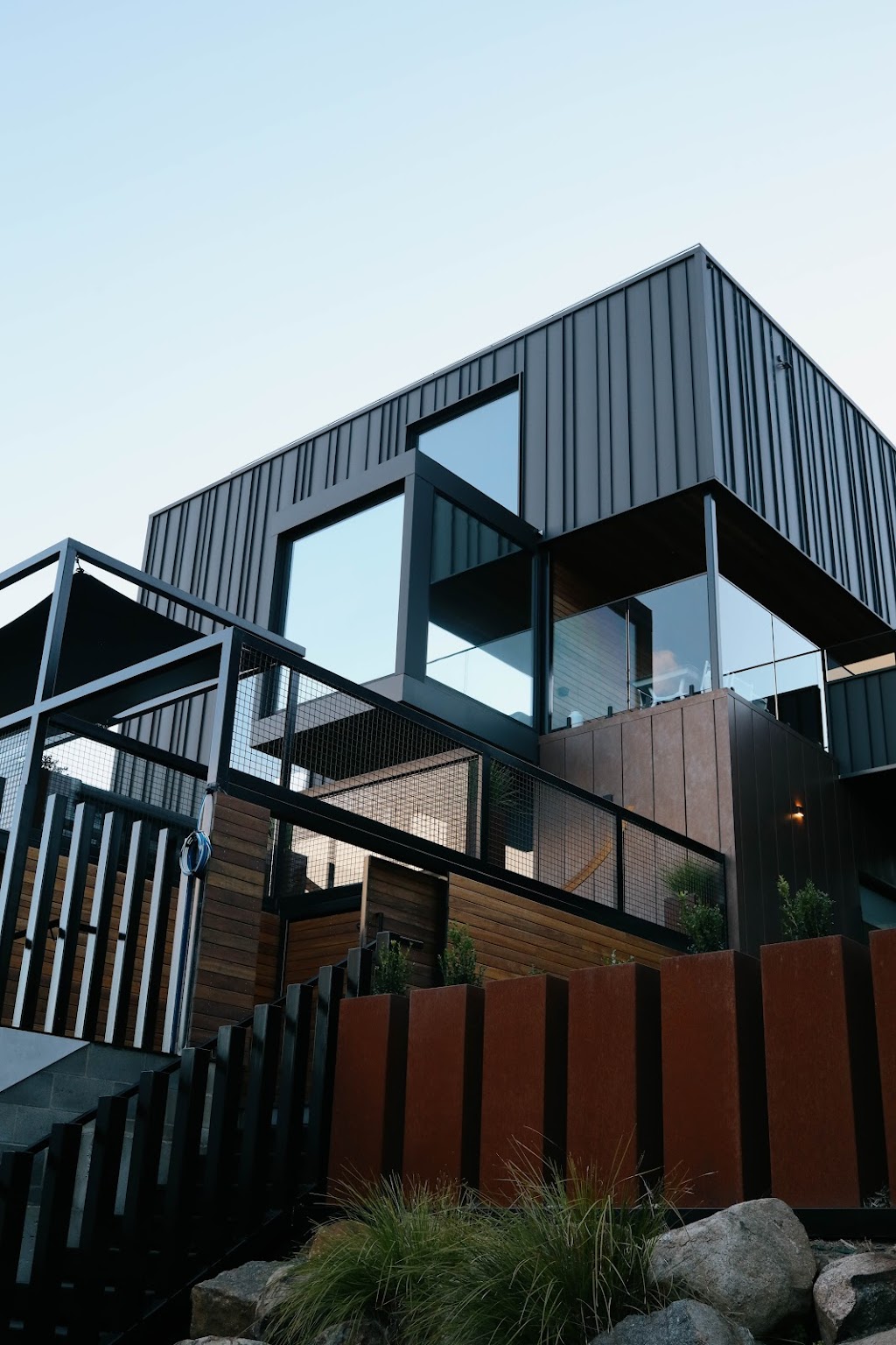 Boxwood Hotel | 607-627 Nelson Rd, Mount Nelson TAS 7007, Australia | Phone: 0417 465 243