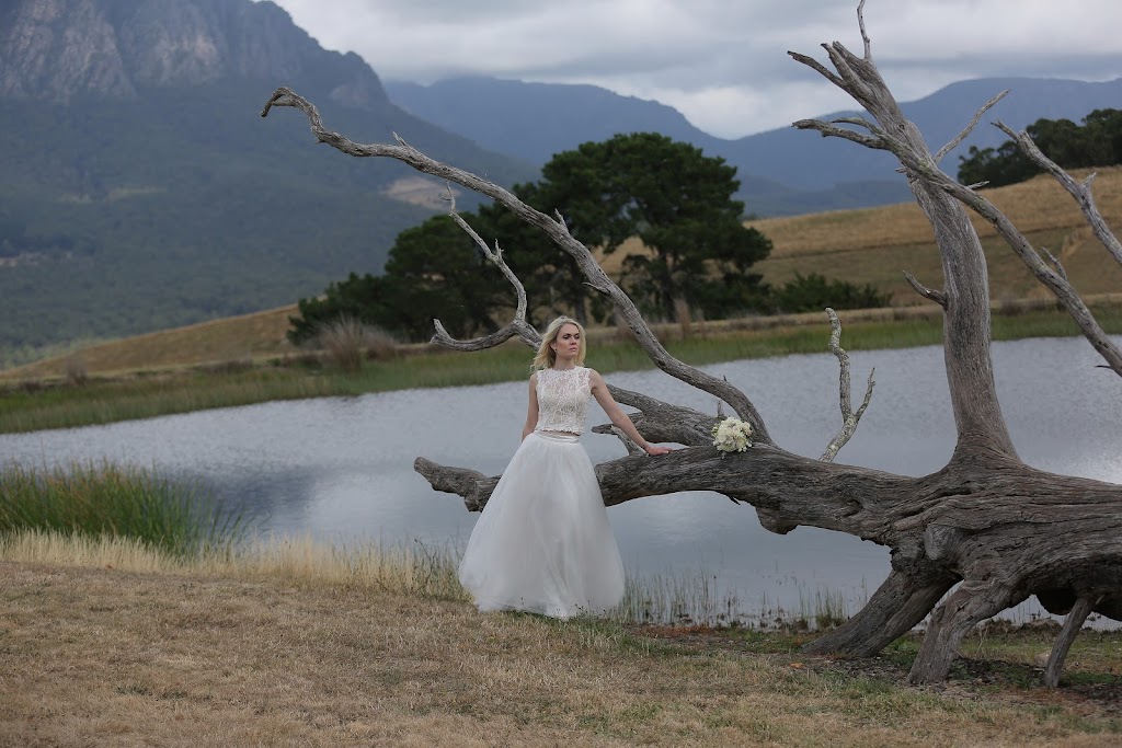 Wedding Photographer Tasmania | 8 Flinders St, Beauty Point TAS 7270, Australia | Phone: 0412 723 927