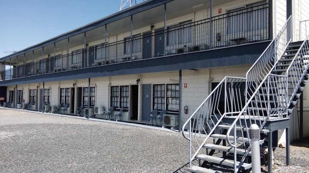 Monto Colonial Motor Inn | lodging | 4-6 Thomson St, Monto QLD 4630, Australia | 0741661377 OR +61 7 4166 1377