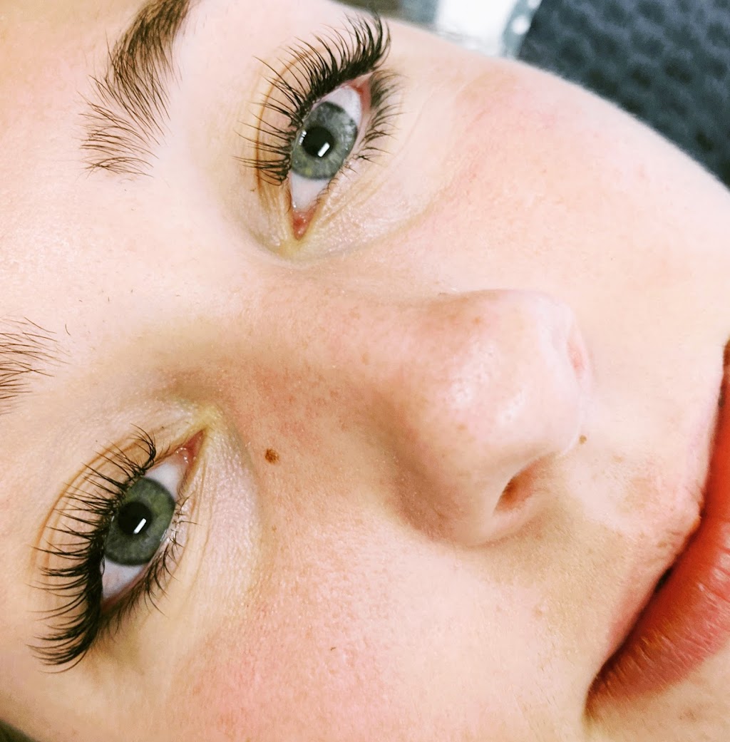 LASH THERAPY STUDIO | 17/1/15 Murray St, Camden NSW 2570, Australia | Phone: 0428 183 300