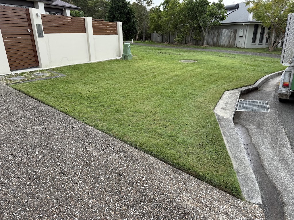 Vista Lawn Care | 114A Belhaven Ave, Yarrabilba QLD 4207, Australia | Phone: 1300 084 782