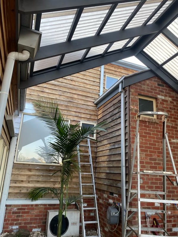 J & K Maintenance and Services | 29 Lansell Dr, Highton VIC 3216, Australia | Phone: 0493 239 692