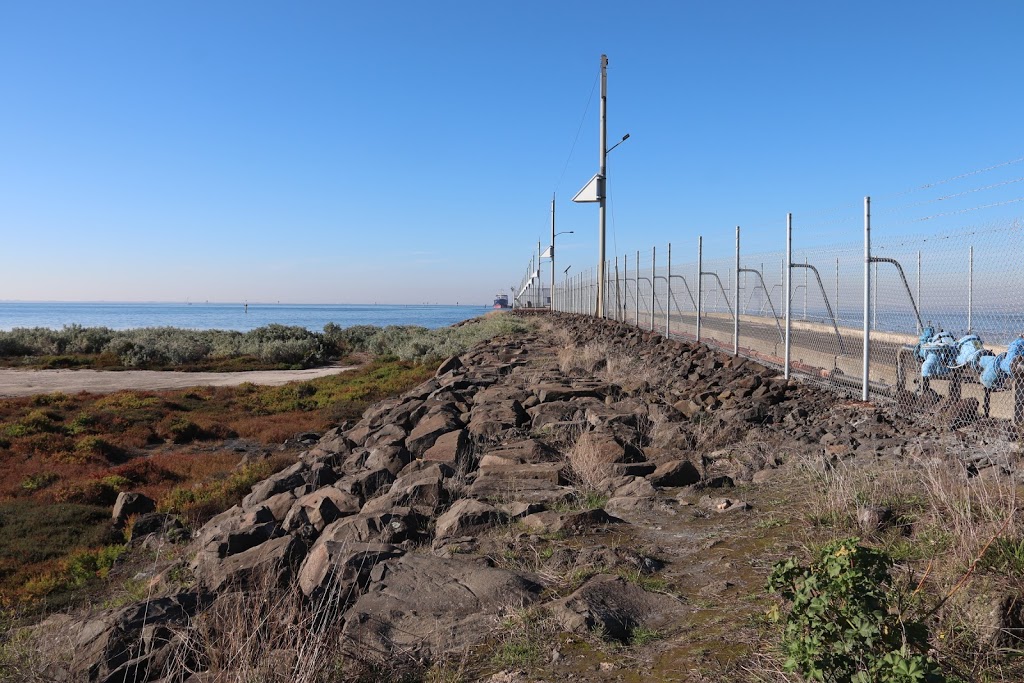 Point Henry Pier | Moolap VIC 3224, Australia | Phone: (03) 5247 0306